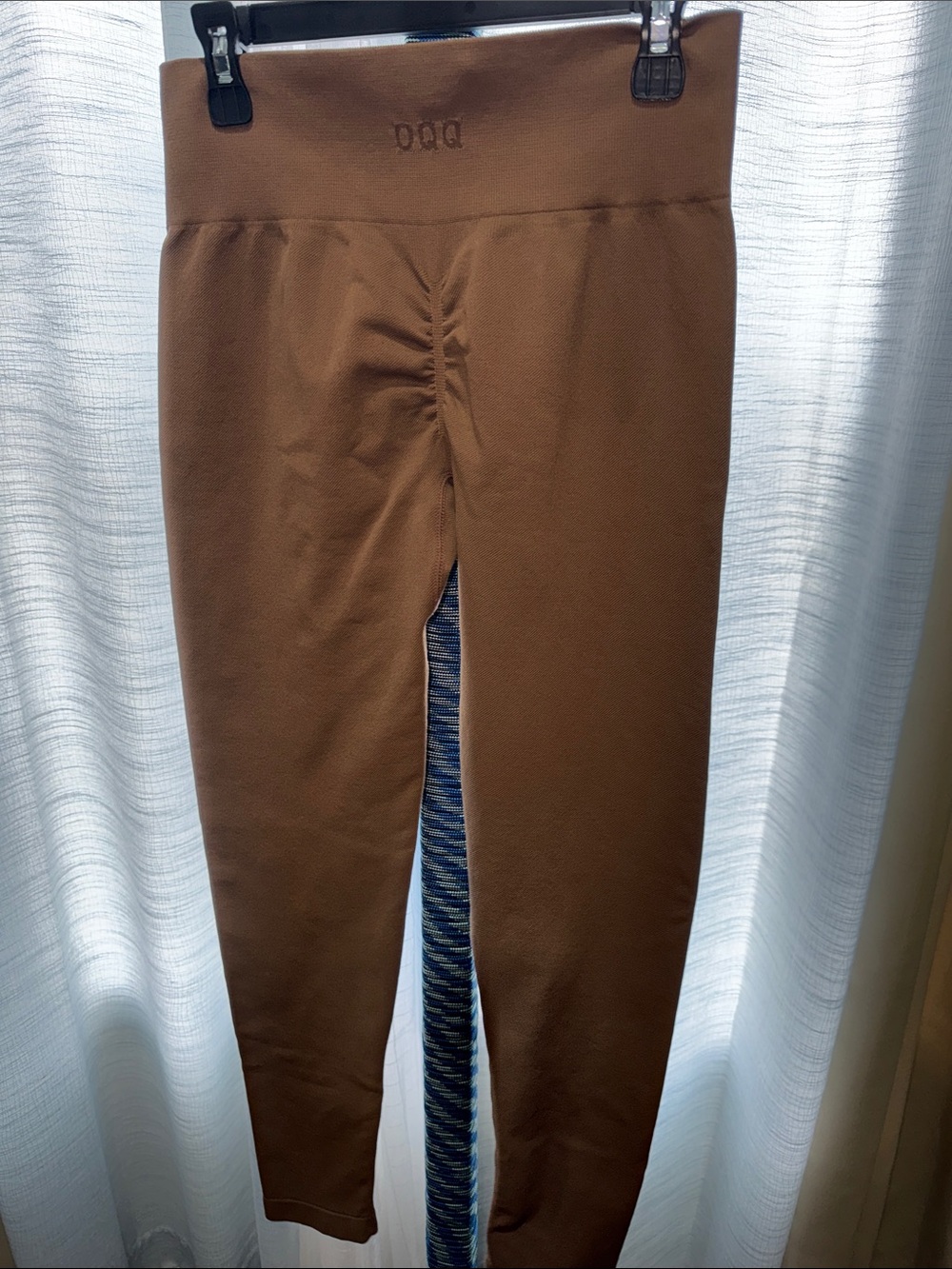 OQQ - Brown Seamless Cinched Leggings Size Small - Picture 5 of 14